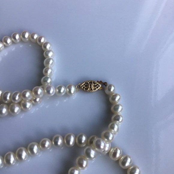 Jewelry - 17” Freshwater Pearl Necklace 14/20 Gold Filled Clasp